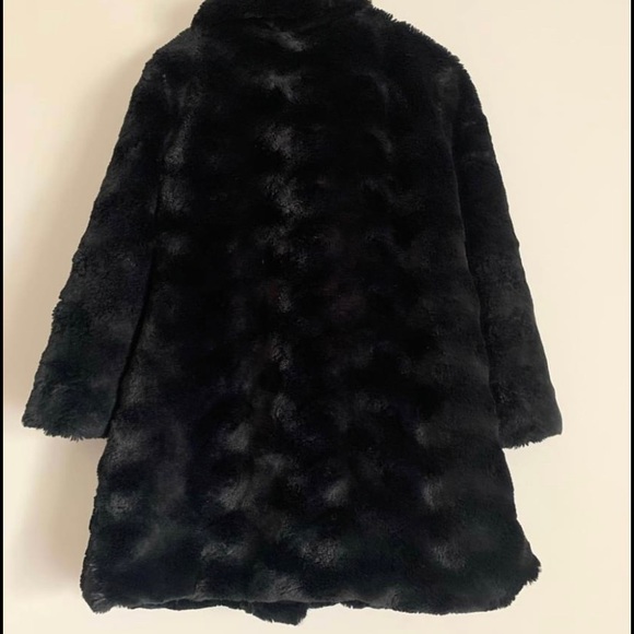 Faux Black FurCoat Button Up Size 4-5 Toddler - Picture 2 of 3